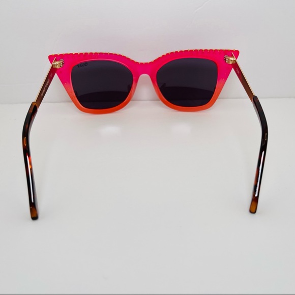 Quay x Saweetie Harper Studded Sunglasses Matte Coral/Black ID:49786 - Picture 5 of 10